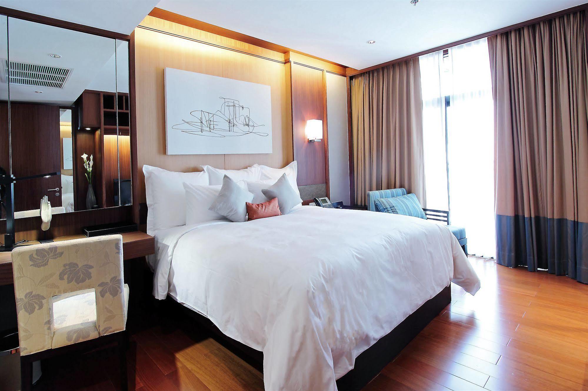 Aetas Residence Bangkok Extérieur photo